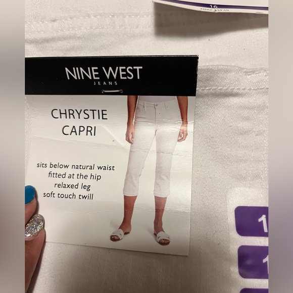 Capris - Picture 3 of 3